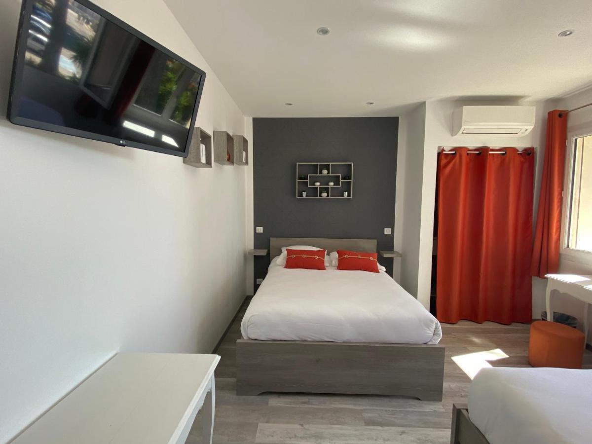 Logis Hotel Restaurant Le Kalliste Hyères Eksteriør billede
