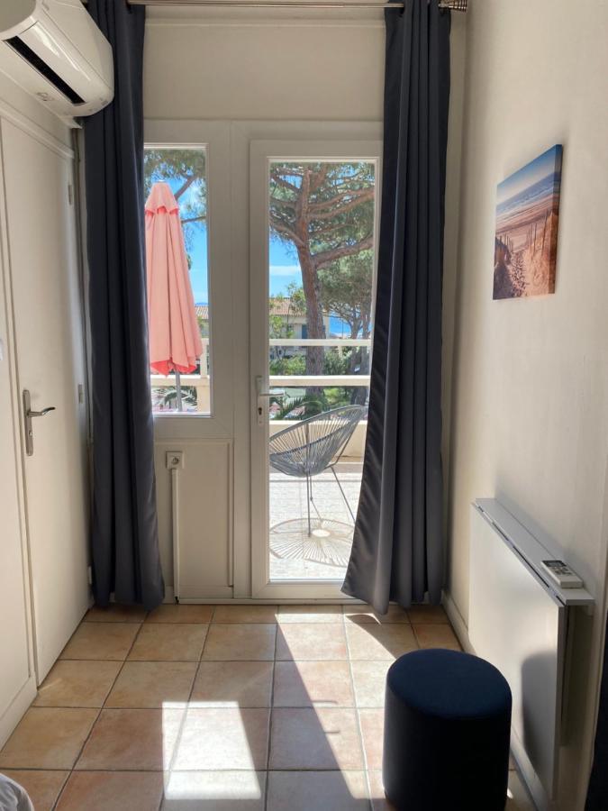 Logis Hotel Restaurant Le Kalliste Hyères Eksteriør billede