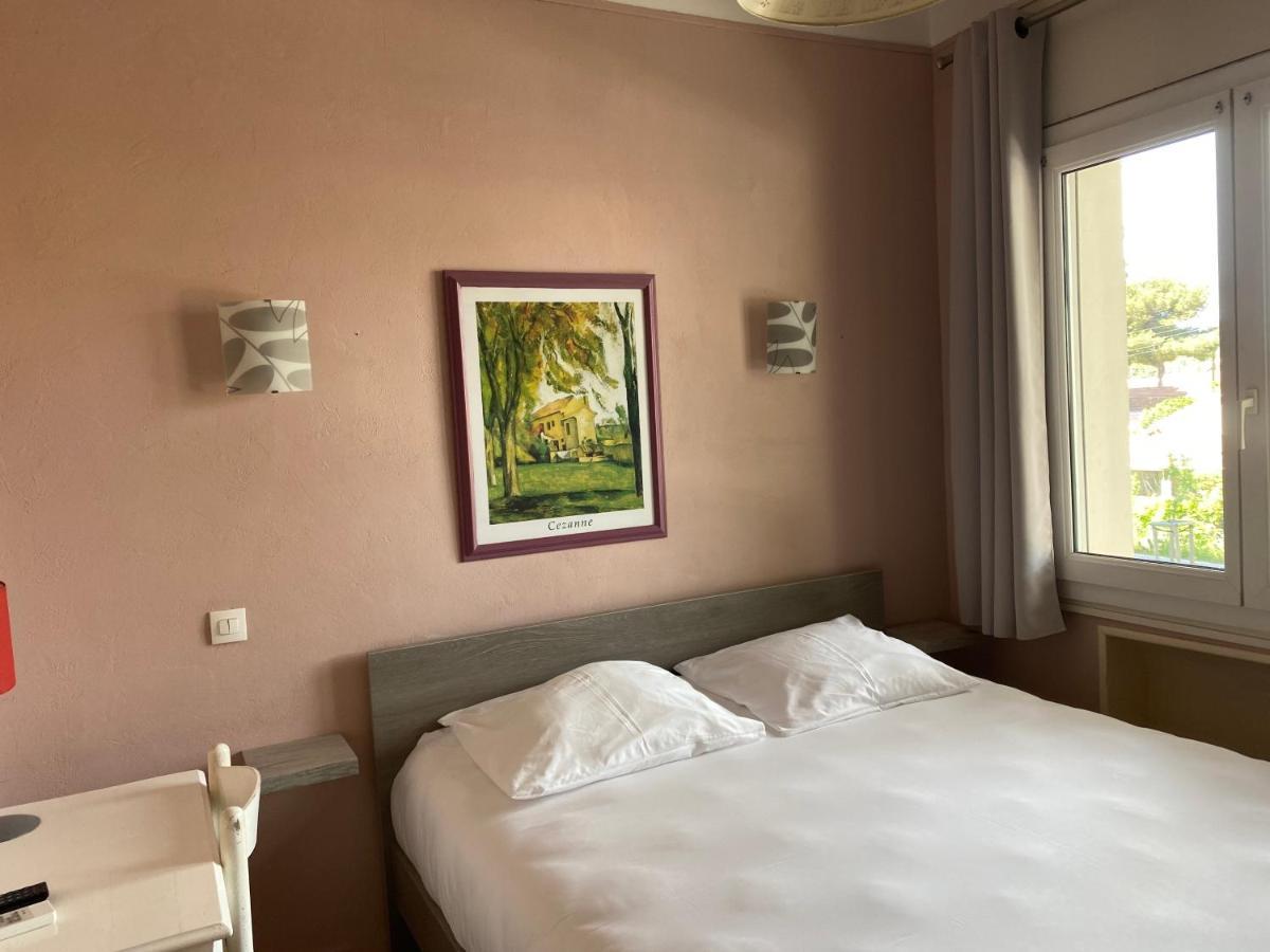Logis Hotel Restaurant Le Kalliste Hyères Eksteriør billede