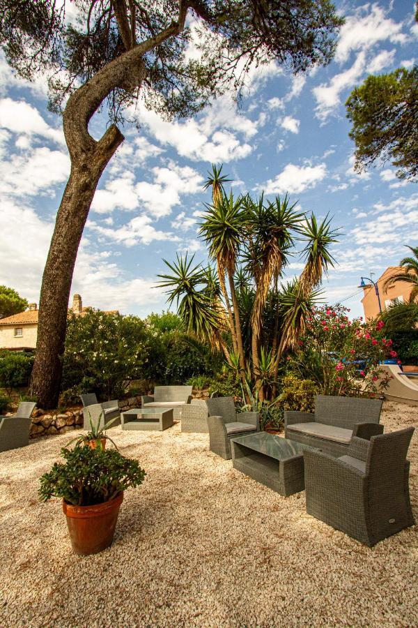 Logis Hotel Restaurant Le Kalliste Hyères Eksteriør billede